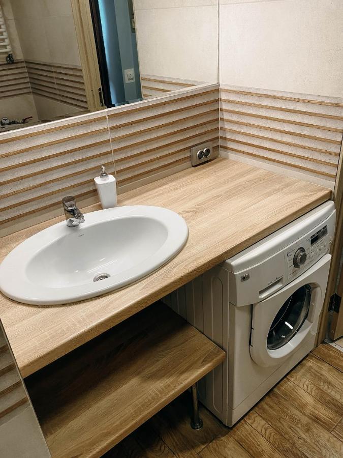 Апартаменти В Центрі Міста Ternopil Eksteriør bilde